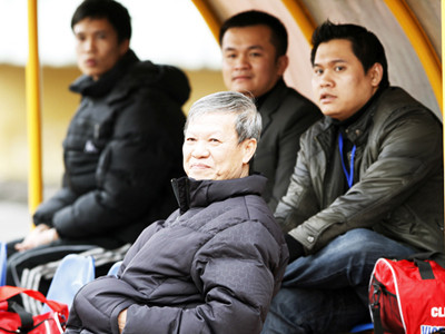 HLV Lê Thụy Hải phải đối mặt với nhiều khó khăn khi dẫn dắt V.Hải Phòng