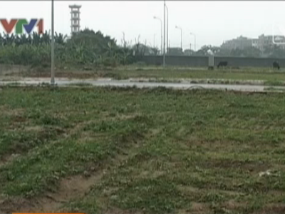 Người dân ‘mỏi mắt’ chờ đất dịch vụ