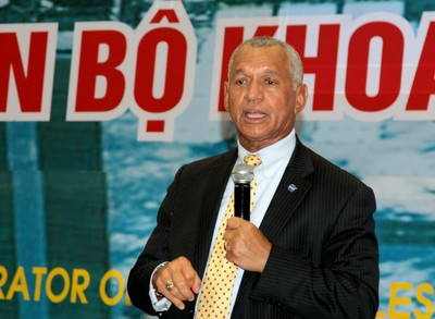 Giám đốc NASA: Giới trẻ cần tư duy phản biện