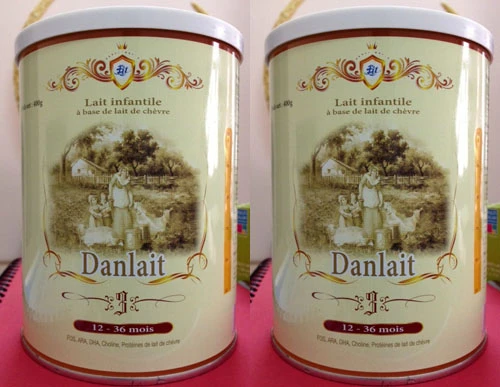 Vụ giữ 6.000 lon sữa Danlait: Kiện đòi 1,2 tỷ đồng