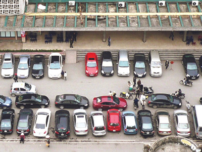 Đề xuất xây thêm 50 bãi đỗ xe hiện đại