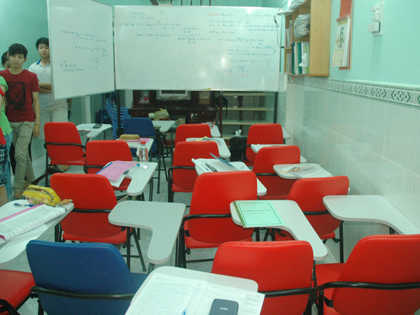 Trung tâm luyện thi ĐH cấp tốc: Đụng đâu sai đó