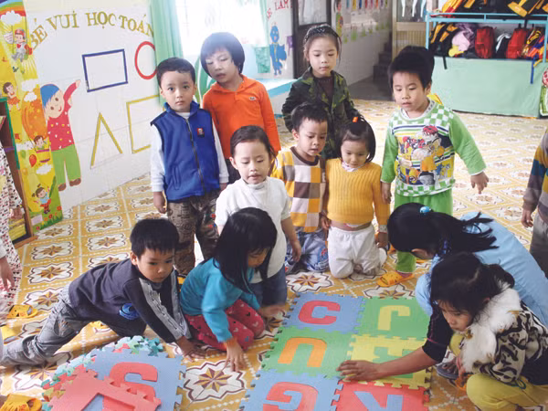 Trẻ em nên được vui chơi, học theo đúng chương trình (ảnh có tính chất minh họa, chụp tại cơ sở trường mầm non trên địa bàn Đà Nẵng). Ảnh: Nguyễn Huy
