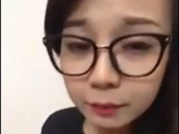 Hotgirl 'dìm hàng' bà Tưng