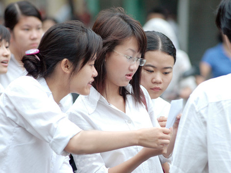 Tốt nghiệp THPT: Sẽ chỉ thi bốn môn?