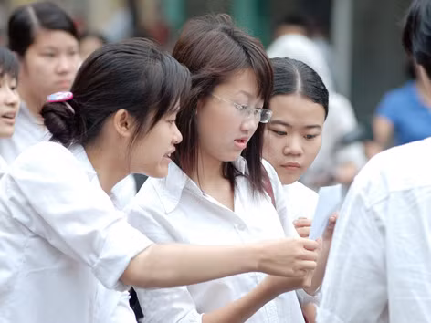Tốt nghiệp THPT: Sẽ chỉ thi bốn môn?