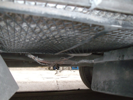 Mercedes phát lửa, khách nước ngoài xanh mặt