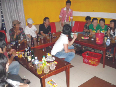 Buổi "off" của một số thành viên tại diễn đàn lauxanh…	Ảnh: PV