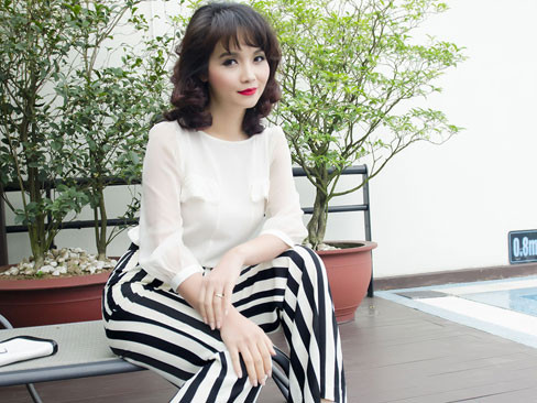 Mai Thu Huyền: Gợi cảm như thiếu nữ 20