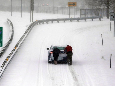 Bão tuyết Hercules làm người dân Mỹ điêu đứng