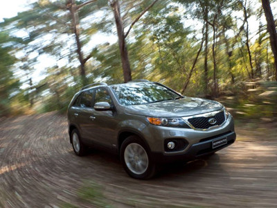 Kia triệu hồi Sorento vì lỗi hệ thống phanh