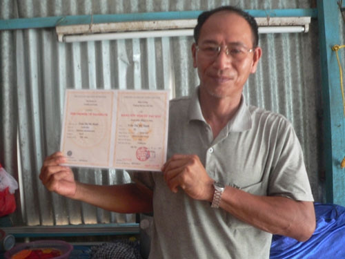 Giấu bằng thạc sỹ, xin làm osin