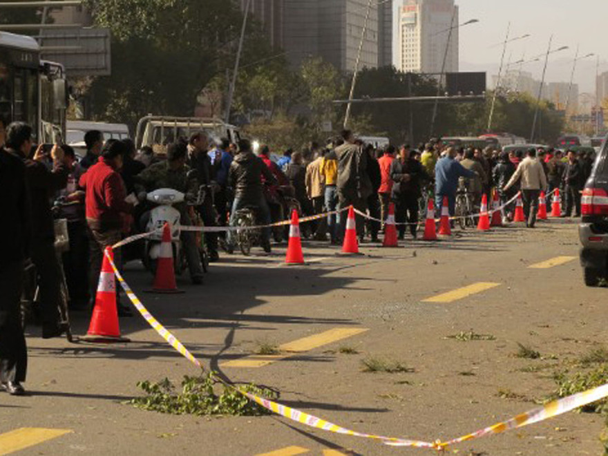 Trung Quốc: Bắt nghi phạm đánh bom trụ sở tỉnh ủy