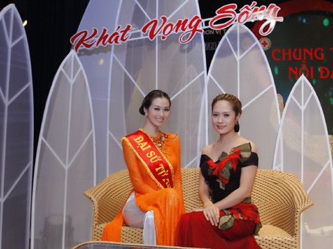 Hàng loạt sao cùng hát vì nạn nhân da cam