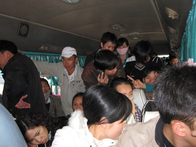 CSGT nói tuyến chính không có xe nhồi nhét