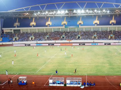 Giám đốc sân Mỹ Đình đòi chia vé VIP trận Arsenal