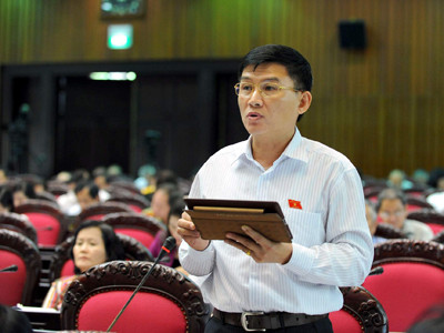 “Đem con bỏ chợ”, người cấp phép XKLĐ phải chịu trách nhiệm