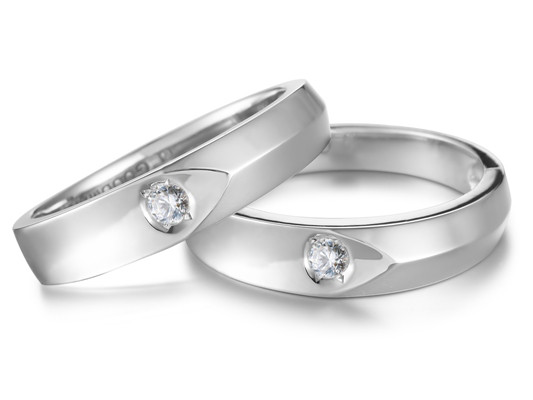 Tặng 1.000 nhẫn hạnh phúc