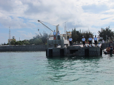 Hội ngộ ở Sinh Tồn Đông