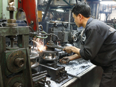 Doanh nghiệp cơ khí nội tố bị chính doanh nghiệp nhà nước quay lưng. Ảnh: Hồng Vĩnh