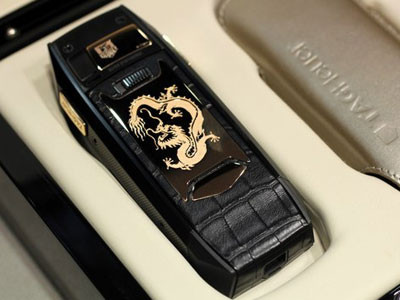 Điện thoại 'độc nhất vô nhị' giá nửa tỷ đồng của Tag Heuer ở VN