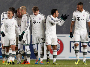 Bayern lập kỷ lục chấn động Champions League