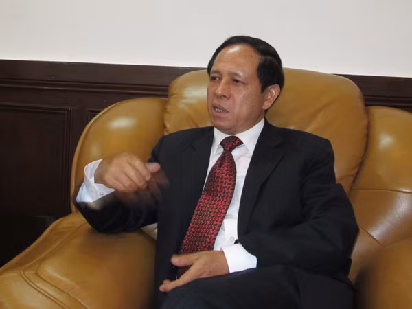 Đại sứ Nguyễn Văn Thơ