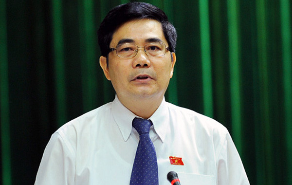 1.200 quả 'bom nước' lơ lửng trên đầu dân