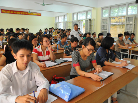 Còn mang tính hình thức