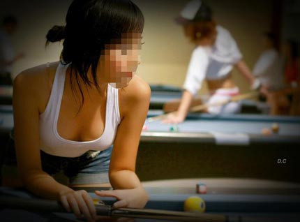 Những cuộc đổi chác tình - tiền của kiều nữ bên bàn bida