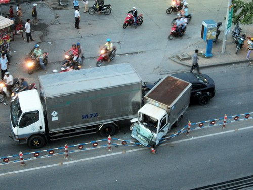 Toàn cảnh vụ xe 'điên' đâm liên hoàn, hơn 10 người nhập viện
