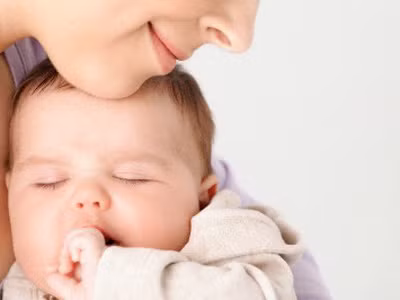 Phòng cảm lạnh cho bé trong mùa hè