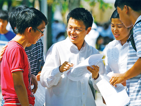 Điểm thi và điểm chuẩn dự kiến đều cao