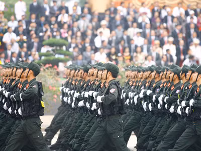 Diễu binh, diễu hành lớn nhất lịch sử