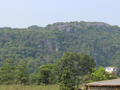 Rừng ma và phố thị giữa đại ngàn