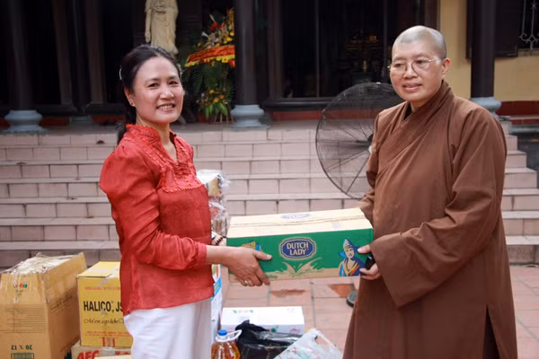 1/6 cho em nhỏ chùa Bồ Đề