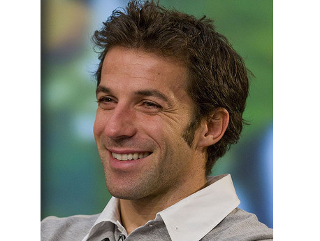 Nhịp sống Calcio: Del Piero được mời làm “sếp”