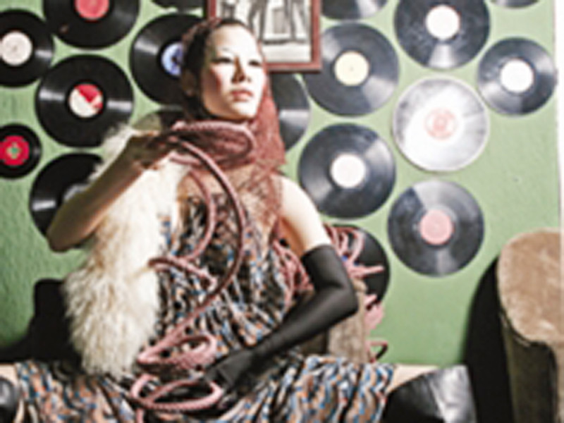 'Người điên' múa đương đại