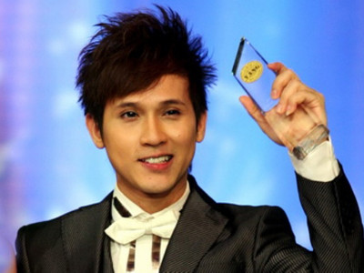 Nguyên Vũ có công tạo sạn?