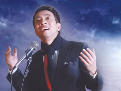 NSƯT Việt Hoàn: Tôi có bản mặt được nhiều người thương