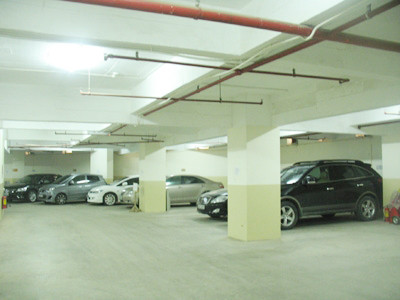 Ở chung cư cao cấp, phí dịch vụ đắt như thuê nhà