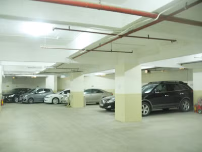 Ở chung cư cao cấp, phí dịch vụ đắt như thuê nhà