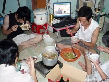 Thủ tướng yêu cầu hỗ trợ sinh viên khó khăn