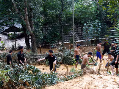 Lên rừng, xuống biển cùng lính trẻ Cảnh sát cơ động