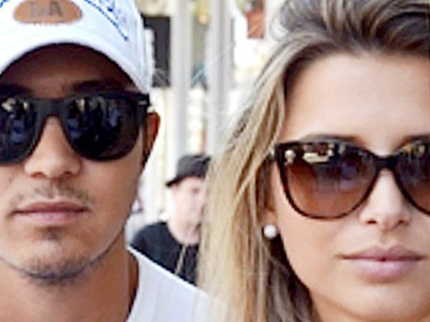 Irek Minnikhanov cùng vợ mới cưới. Ảnh: East2west.