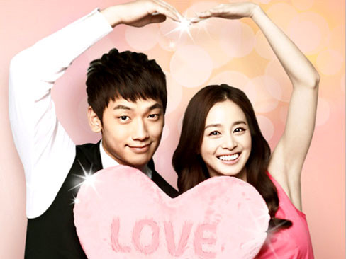 Khoảnh khắc ngọt ngào của Kim Tae Hee và Bi Rain