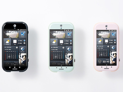 Smartphone tích hợp đồng hồ độc đáo