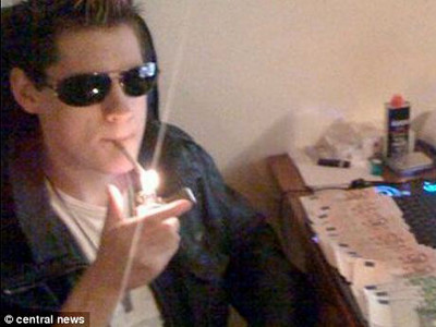 Đang thụ án, siêu hacker đột nhập mạng nhà tù