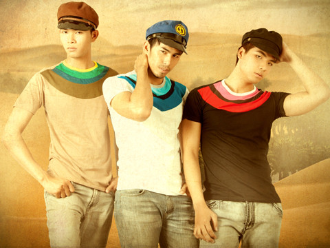 'Hot boy' điệu đà đón hè với mũ bê-rê