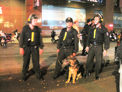 Ra quân trấn áp tội phạm tại trung tâm Sài gòn